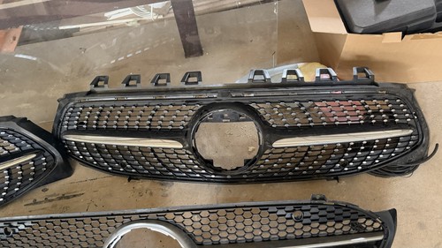 Class cla front grille - class/cla,