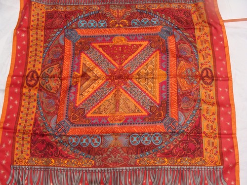 Hermes silk scarf sur - hermes, un