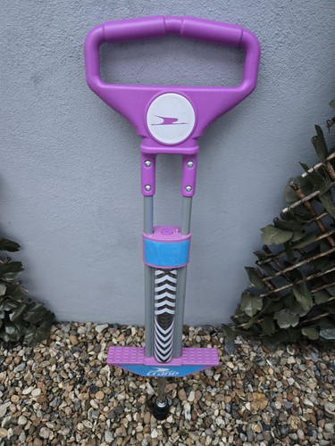 Pogo stick crane - pogo,