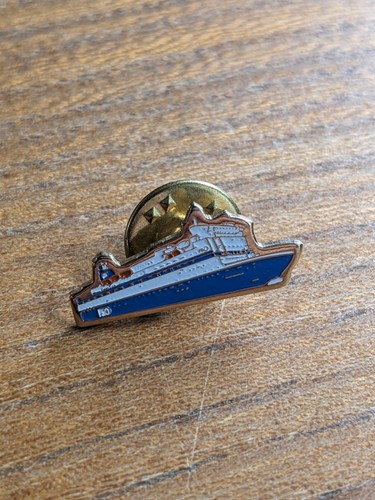 Vintage ferries metal pin - p&o,