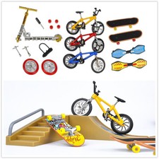 18Pcs Mini Finger Scooter Bike Fingerboard Skateboard Two Wheels Board Toy-fast