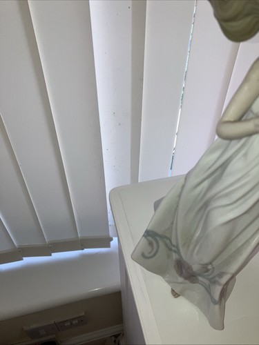 Lladro figurine butterfly - lladro,