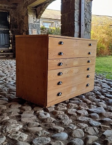 Hand made pine and - hand,