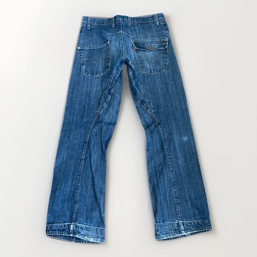 Levi engineered twisted - engineered,