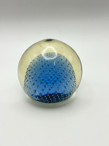 Art glass paperweight