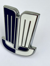 608380 triumph shield badge - triumph,