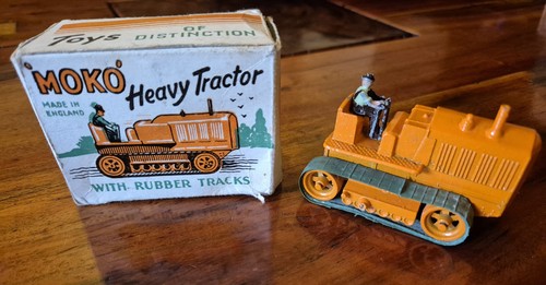 Moko lesney large - moko, scale