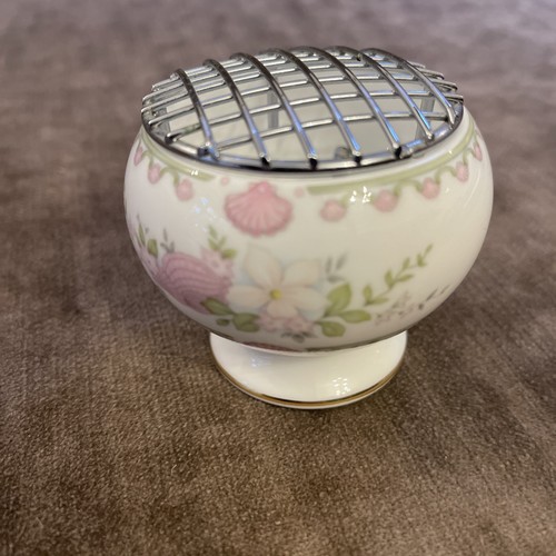 Coalport canterbury small - canterbury, rose