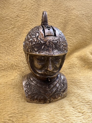 Vintage prop - prop, lighter)