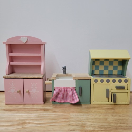 Toy van daisylane - le, wooden