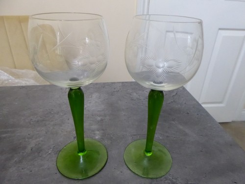 Green stem etched wine - 2,