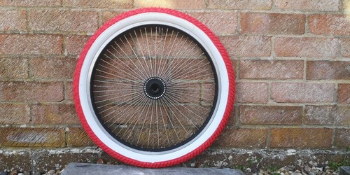 Coloured street bmx tyres red - street,