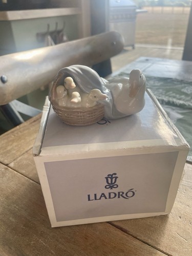 Lladro porcelain ducklings - lladro,