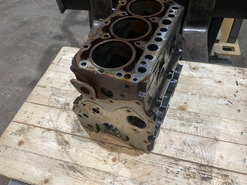 Bare engine block yanmar - bare,