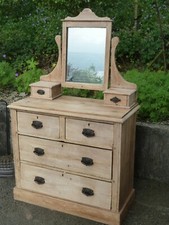 Pine chest of drawers antique