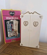 Vintage Pedigree Sindy  Doll