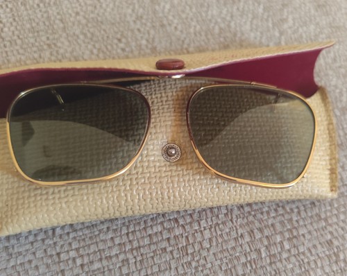 Vintage 1950s polaroid clip - polaroid,