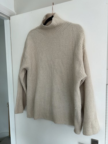 Beige knit jumper size - knit,
