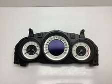 MERCEDES-BENZ E C207