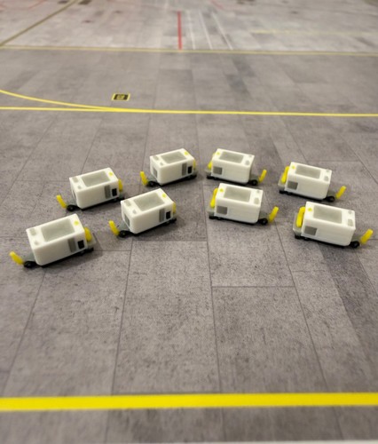 400 scale airport model - scale,