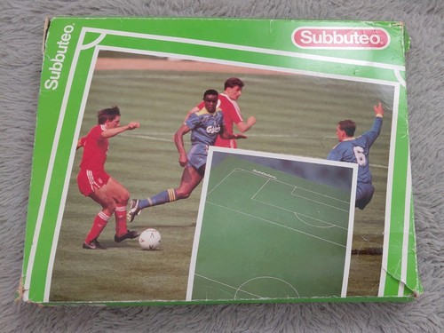 Subbuteo playing pitch - playing, 61109