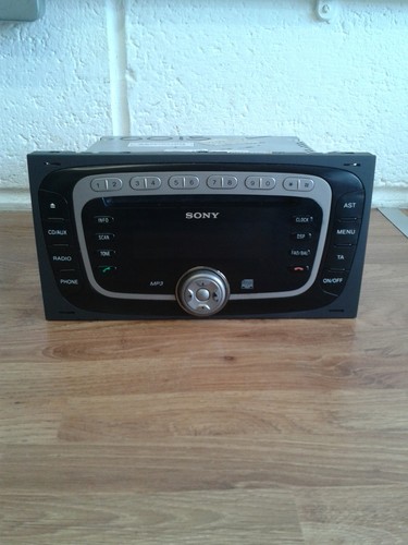 Ford fiesta mk6 - sony, mp3