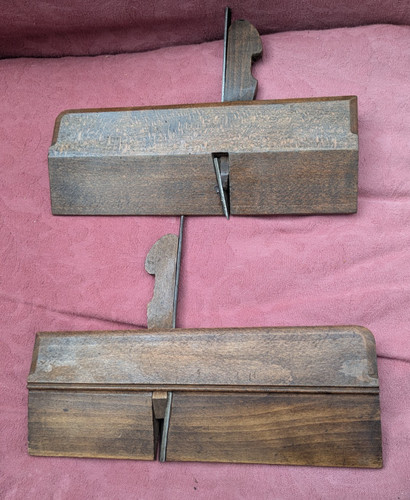 Two side wooden rabbet - side,