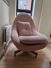 Greaves & Thomas Swivel Chair