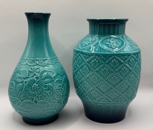 Two beswick turquoise cathay - two, 'turquoise