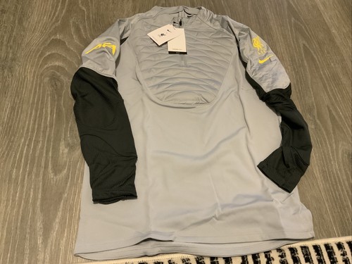 Nike liverpool c - l.f.c, soccer