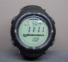 Men's SUUNTO "Vector" Digital Hiking Watch w/ New Battery - Works Great! b430