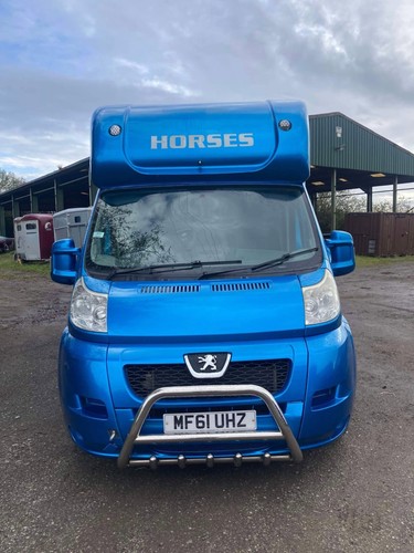 Kevin parker coach - parker, 3.5t