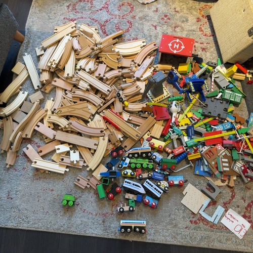 Large wooden train bundle - bundle, brio