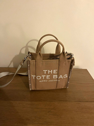 Marc jacobs the tote - jacobs,