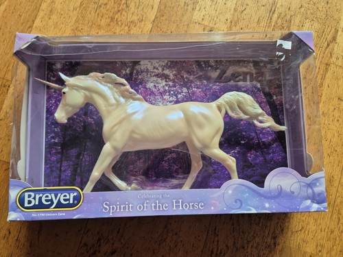 Retired breyer 1790 - retired,