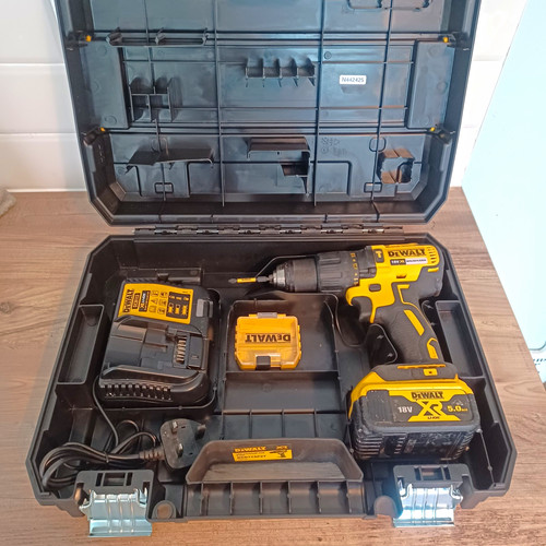 Dewalt dcd778 18v brushless - 18v,