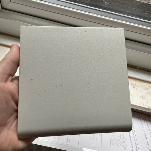 Grey silver bullnose - x, grey/silver