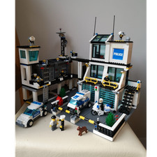 LEGO CITY Police Headquarters