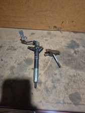 DENSO 23670-26011 Diesel Injector for Toyota Avensis 2.2 - Black