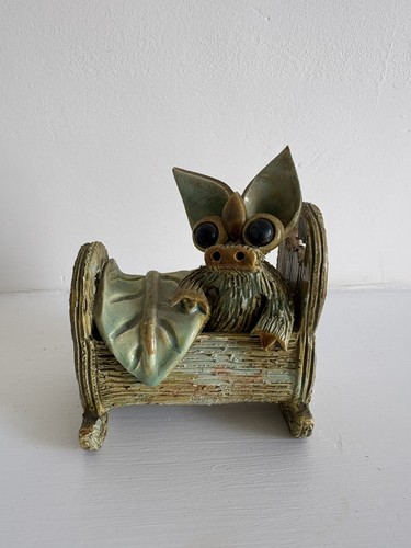 Yare designs pottery - , dragon