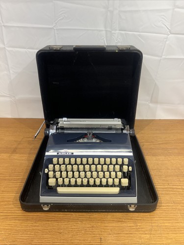 Vintage 1970s adler gabriele - vintage,