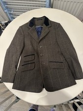 Shires Green Tweed Showing