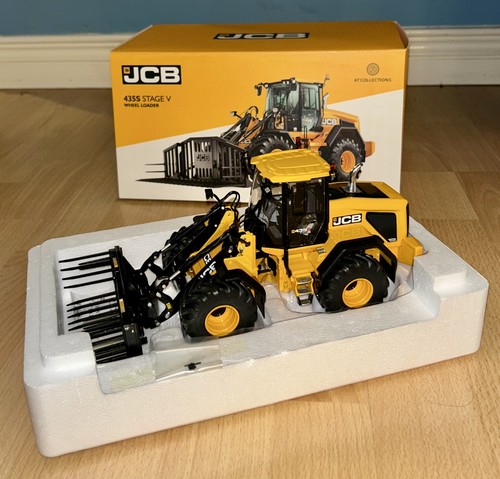 Collections jcb 435s - 1:32,