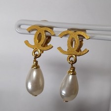 Chanel Earrings Cocomark Gold