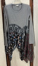 Women's Oddy Brand Art to Wear Black White Striped Floral Asymmetric Tunic L Top