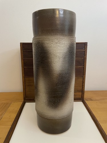Large mid century modern - mid,