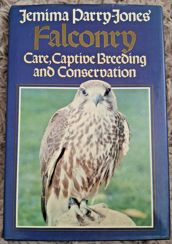 Falconry care breeding - falconry:, care,