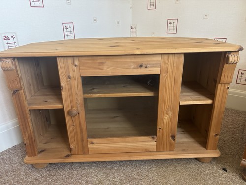Solid pine corner unit - solid,