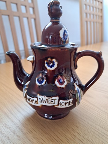 Beautiful small barge ware - small, tea