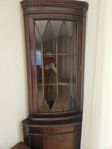 Corner display cabinet - display,